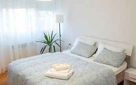 Dora Apartment